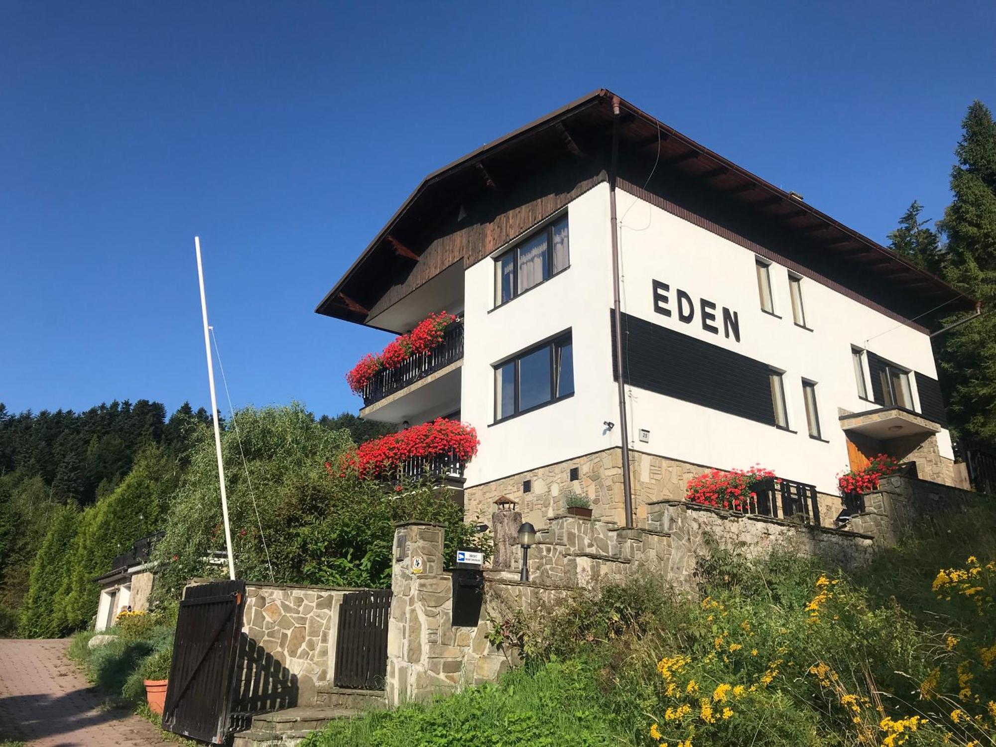Eden Szczyrk Bed & Breakfast Ngoại thất bức ảnh