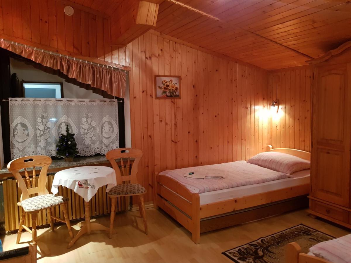 Eden Szczyrk Bed & Breakfast Ngoại thất bức ảnh